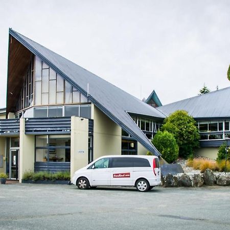 Fiordland Hotel Te Anau Zewnętrze zdjęcie