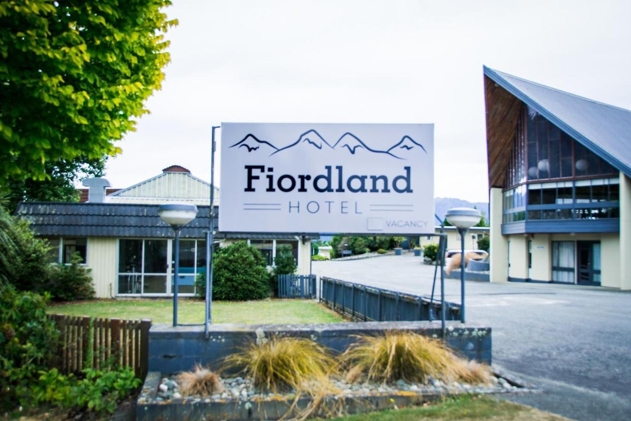 Fiordland Hotel Te Anau Zewnętrze zdjęcie